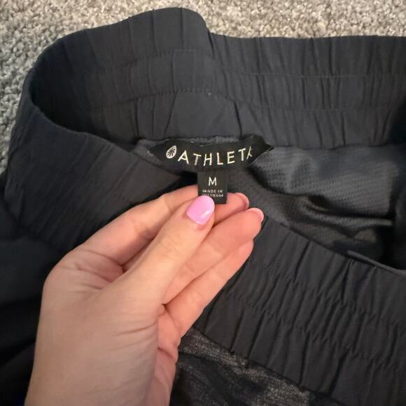 Athleta Excursion Hybrid Skort‎ Grey/Black Style# 405667 Medium - Picture 4 of 5